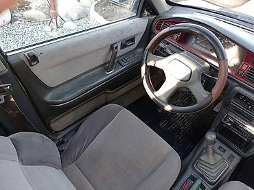 коробка одиссей 2 2: Mazda 626: 1988 г., Механика, Бензин, Лифтбек — 10