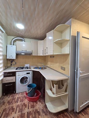 gence şeheri: Bakı, Yasamal, 3 otaqlı, Köhnə tikili, m. Elmlər Akademiyası, 70 kv. m — 9