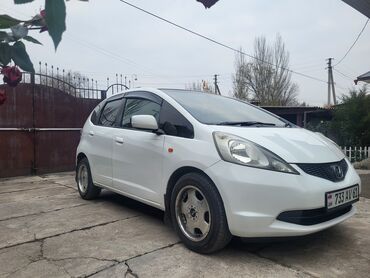 опель машина: Honda Fit: 2008 г., 1.3 л, Автомат, Бензин, Хэтчбэк