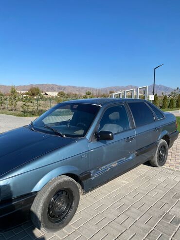 volkswagen id6: Volkswagen Passat: 1989 г., 1.8 л, Механика, Газ, Седан