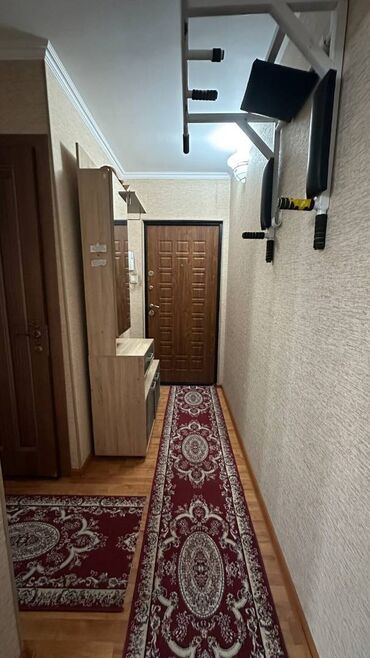 квартиры 2 комнаты: 2 бөлмө, 44 кв. м, 104-серия, 2 кабат, Дизайнердик ремонт