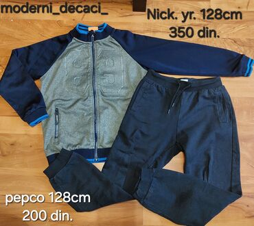 Paketi dečije odeće: Paket: Trenerke, Za dečake, uzrast: 8-9 godina — 7