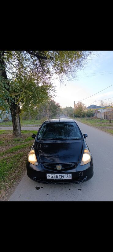 машина ист: Honda Fit: 2002 г., 1.3 л, Вариатор, Бензин, Хэтчбэк