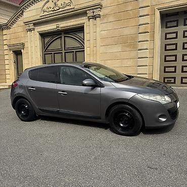 Renault: Renault Megane III hatchback - Korpus: 5 qapılı hatchback — 17