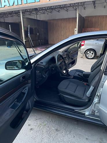 бампер audi: Audi A4: 1996 г., 1.8 л, Механика, Бензин, Седан — 7