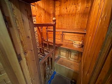 Продажа коттеджей и домов: Продаётся просторный дом 650 м² в Октябрьском районе! Строился для — 24