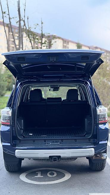 авто кран: Toyota 4Runner: 2020 г., 4 л, Автомат, Бензин, Внедорожник — 9