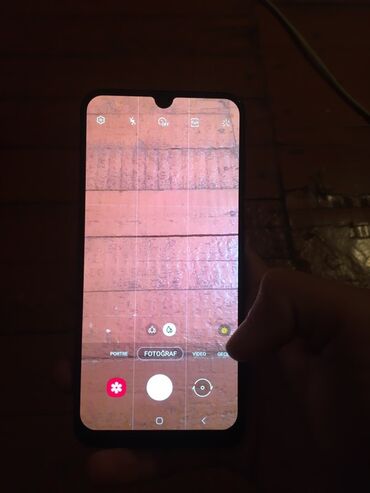 Samsung: Samsung Galaxy A50, rəng - Qara, İki sim kartlı