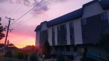 Продажа квартир: 1 комната, 49 м², Индивидуалка, 2 этаж, Дизайнерский ремонт — 2