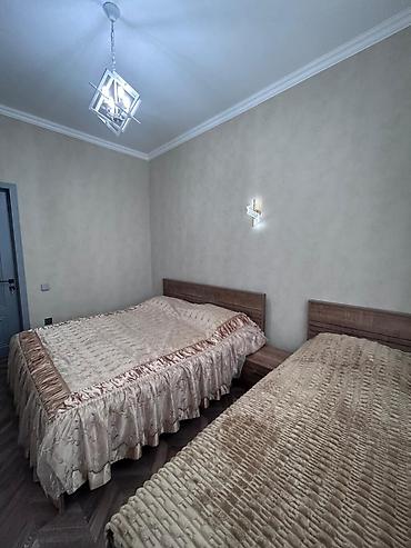 Günlük kirayə evlər: 90 kv. m, 3 otaqlı — 12