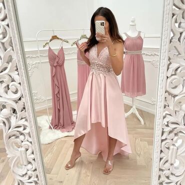 Haljine: 2100 na lalafo.rs — 1 Haljine: 2100 — 1