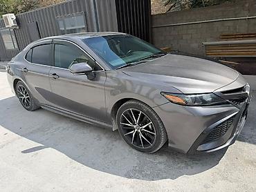 для салона авто: Toyota Camry: 2022 г., 2.5 л, Автомат, Бензин, Седан — 3