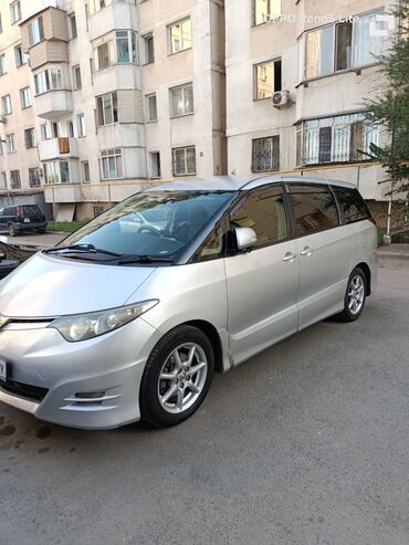 нива обмен: Toyota Estima: 2006 г., 2.4 л, Вариатор, Бензин, Вэн/Минивэн