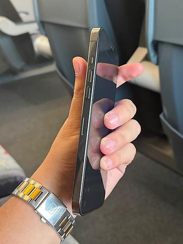 16 pro max gold: IPhone 12 Pro Max, 256 GB, Graphite, Face ID — 3