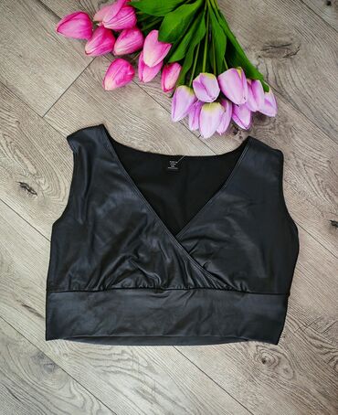 crop top c a: 2XL (EU 44), Jednobojni, bоја - Crna