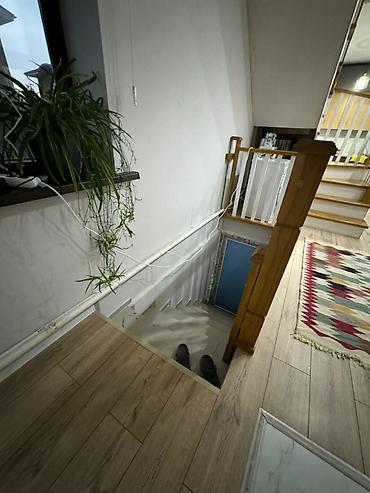 Продажа коттеджей и домов: Срочно продается дом 5-коматный дом Район:Кок-жар Площадь — 5