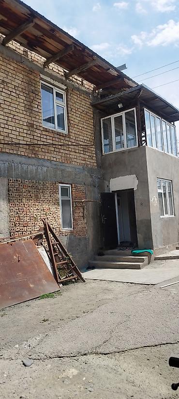 дома в токмак: Сдаётся жилое помещение в частном доме. - Кирпичный дом с пристроем и — 1