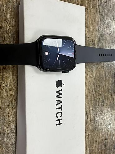 Apple Watch SE, 44 мм (GPS), алюминиевый корпус, стекло Ion‑X, WR 50