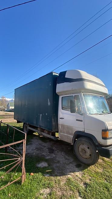 мотоцикл с коляской: Грузовой фургон Mercedes-Benz (кабина-будка) - Тип: бортовой фургон с — 2