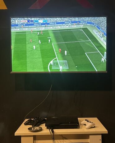 сколько стоит playstation 2: PlayStation 3 club avadanligi. 6 ps 3 + 6 ədəd 109 ekran tv. Ps lar
