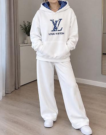 İdman dəsti, Louis Vuitton, L, rəng - Ağ lalafo.az -da İdman dəsti, Louis Vuitton, L, rəng - Ağ