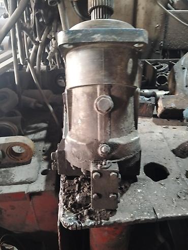 kompresor 1000 liter: Sənaye hidravlik mühərriki – dişli şaft çıxışlı Məhsul təsviri: - — 2