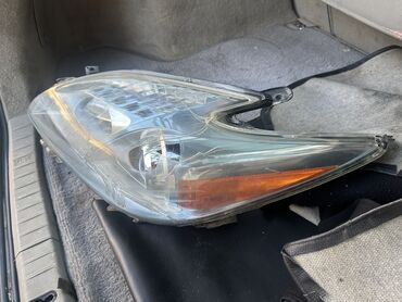 Soyutma və qızdırma sistemləri: Prius 30 kuza fara usten cixma original. Sadece susesi catlayib