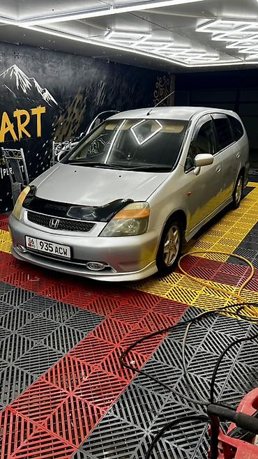 полик на хонду стрим: Honda Stream: 2001 г., Автомат, Бензин, Минивэн — 6