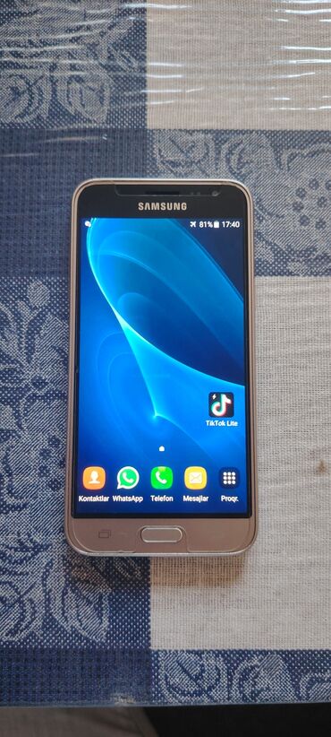 samsung j3 kabrolari: Samsung Galaxy J3 2016, 8 GB, rəng - Qızılı, Düyməli, Sensor, İki sim kartlı