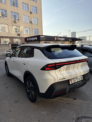 Changan: Changan Qiyuan Q05: 2026 г., Автомат, Электромобиль, Кроссовер — 5