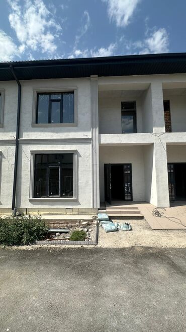 продается дом в кара балта: Таунхаус, 150 кв. м, 6 бөлмө, Менчик ээси