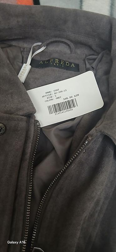sasso: Zamşa kurtka, Sassofono, L — 2