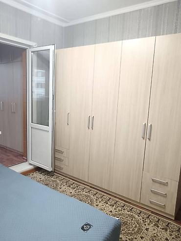 теплый дом: 3 комнаты, 5 мкр Агентство недвижимости, Семейным, от 1 месяца, от 3 месяцев, от 6 месяцев, С мебелью полностью — 4