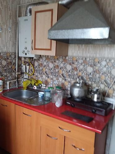 квартира посуточно: Gəncə şəhərində 30 nömrəli məktəbin arxasında 1 otaqlı mənzil kirayə — 5