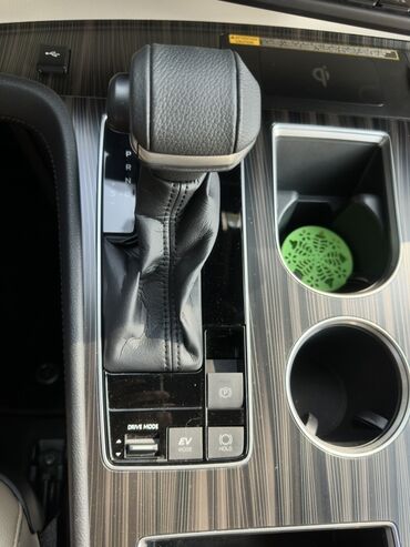 Toyota: Toyota Sienna: 2021 г., 2.5 л, Автомат, Гибрид, Минивэн — 18