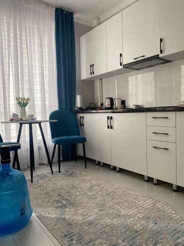 байтик квартира: 1 комната, 30 м², Элитка, 2 этаж, Евроремонт