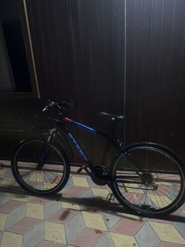 купить спортивный велосипед недорого: İşlənmiş Şəhər velosipedi 26", Ünvandan götürmə
