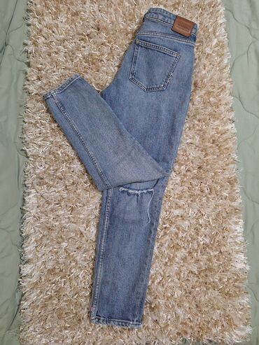 Farmerke: 26, 30, Teksas, Normalan struk, Ravne nogavice — 1