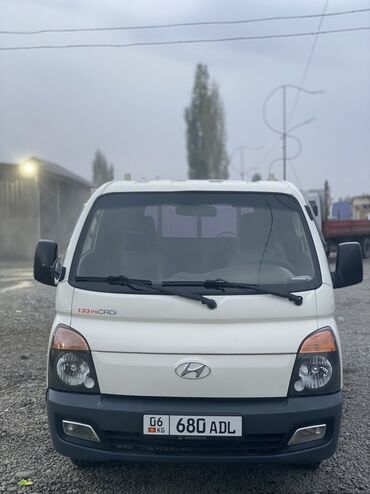 решотка родиатра: Легкий грузовик, Hyundai, Стандарт, 3 т, Б/у