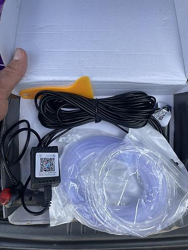 07 salon: Avtomobil salonu üçün RGB LED işıqlandırma dəsti Xüsusiyyətlər: - — 1