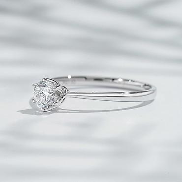 Үлпөт көйнөктөрү жана аксессуарлар: 💍 Кольцо из белого золота 750 пробы с лабораторным бриллиантом • — 4