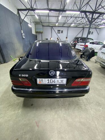 Mercedes-Benz: Mercedes-Benz E-Class: 1995 г., 3.2 л, Автомат, Бензин, Седан