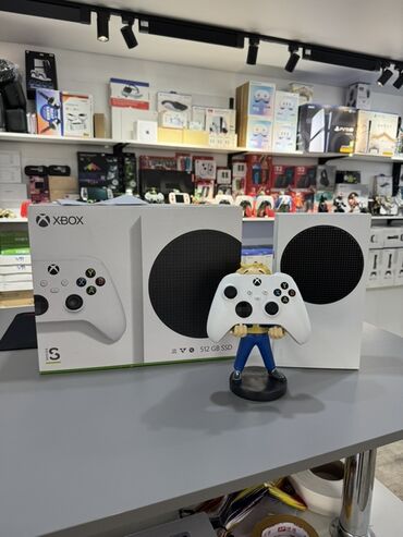 пк конплект: Xbox Series S — компактная цифровая консоль нового поколения с SSD 512