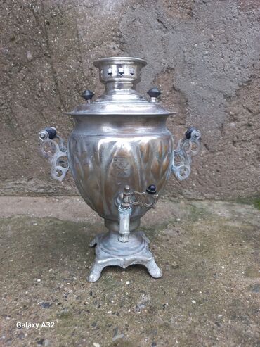 simovarlar: İşlənmiş Od Samovar, 3 l, Ödənişli çatdırılma