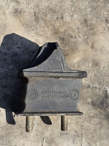 Подушки мотора: Подушка мотора Mercedes-Benz 1998 г., Б/у, Оригинал, Германия — 13