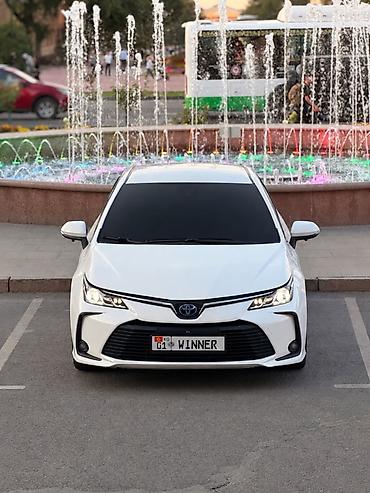 на камри 55: Toyota Corolla: 2022 г., 1.8 л, Вариатор, Гибрид, Седан — 2