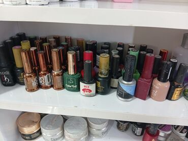 Manikür, pedikür aparatları: Manikür və pedikür üçün peşəkar avadanlıq seti Dəst tərkibi:Reyal — 16