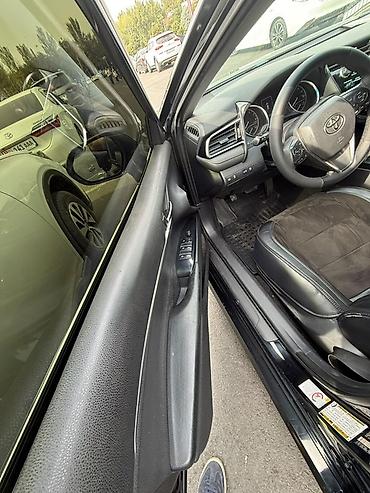 Продажа авто: Toyota Camry: 2017 г., 2.5 л, Автомат, Бензин, Седан — 8