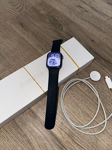 зарядка для эпл вотч 7: Apple Watch (алюминий) с темно‑синим спортивным ремешком. Always-on — 1