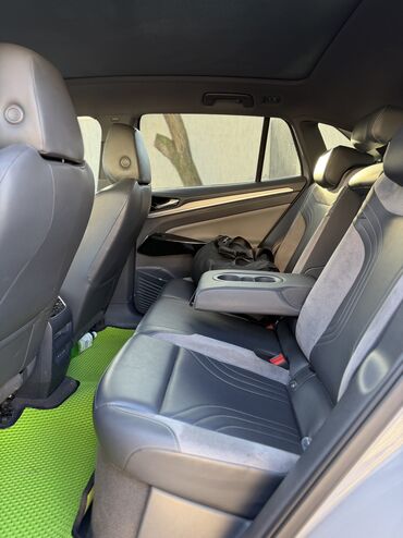 Volkswagen: Volkswagen ID.4: 2022 г., Электромобиль — 3